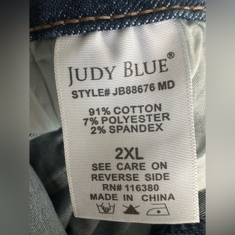 Judy Blue High Rise Wide Leg Crop Overalls-Size 2XL - Picture 11 of 11